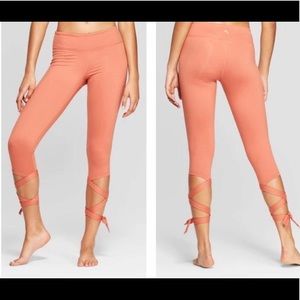 JoyLab Side Tie Capri Mid-Rise Leggings